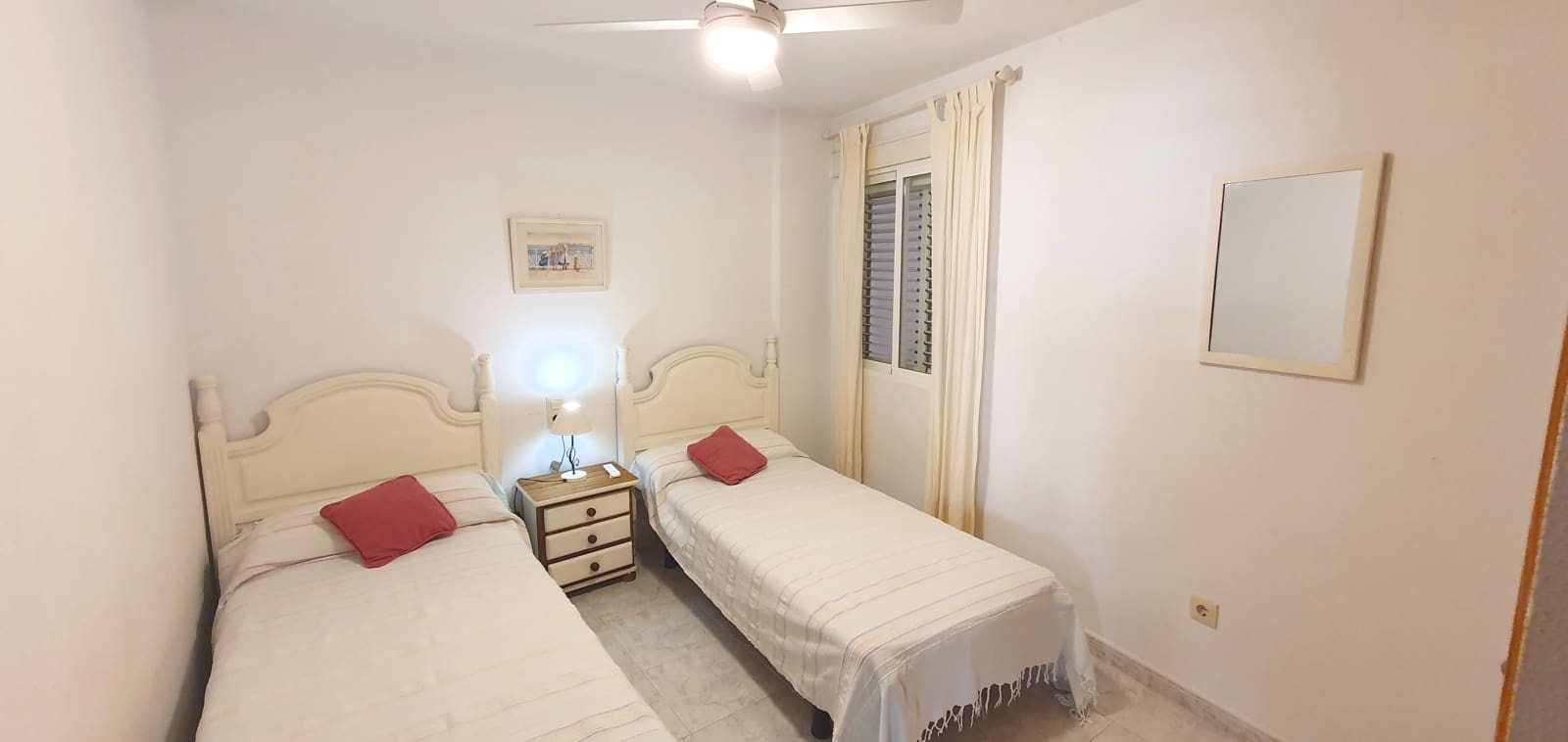 2 bedroom Beach Apartment for holiday rental in Denia with pool garage - € 450 (Ref: 9760113)