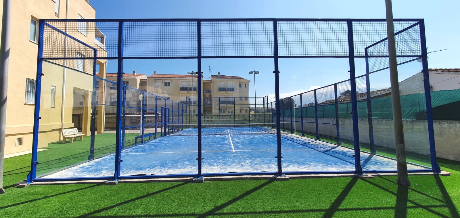   1 soveværelse   ferieStrandlejlighed i Denia   med   swimmingpool  garage  - € 420 (Ref: 9760990)