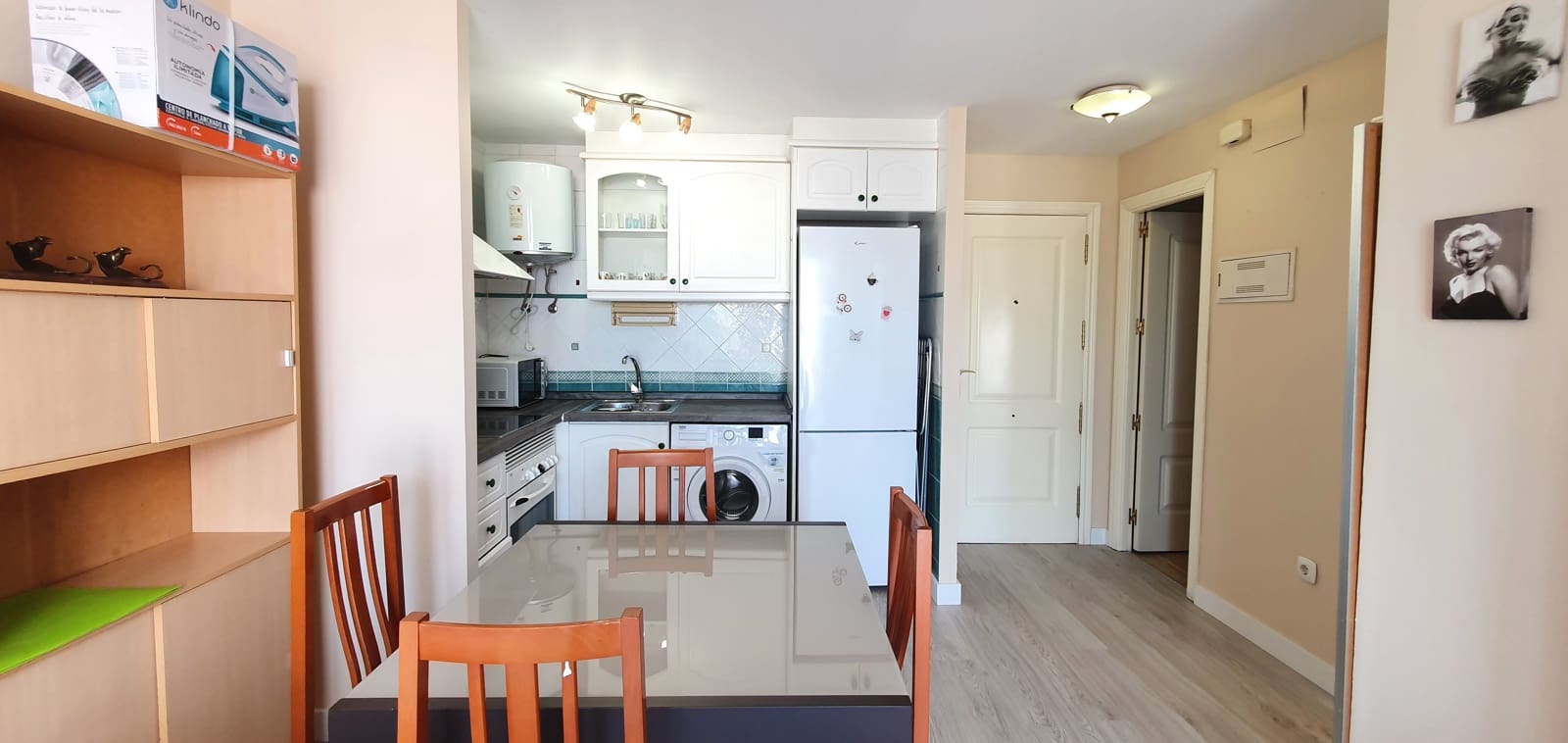   1 soveværelse   ferieStrandlejlighed i Denia   med   swimmingpool  garage  - € 420 (Ref: 9760990)