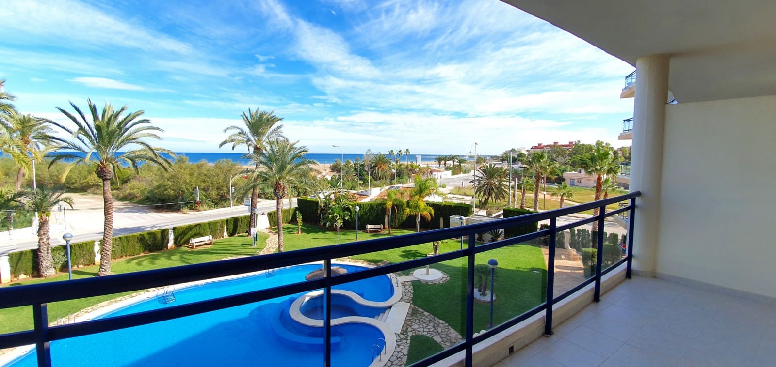 2 sypialnia Apartament przy plaży na sprzedaż w Denia z basenem garażem - 345 000 € (Ref: 9774404)