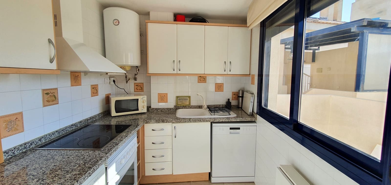 3 bedroom Penthouse for sale in Denia with pool garage - € 435,000 (Ref: 9921127)