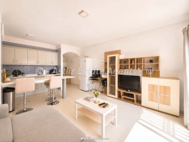 1 soverom Leilighet til salgs i El Madroñal, Adeje med svømmebasseng garasje - € 270 000 (Ref: 10012458)