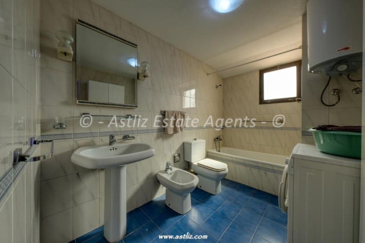 1 Zimmer Apartment zu verkaufen in El Varadero mit Pool - 235.000 € (Ref: 10057303)