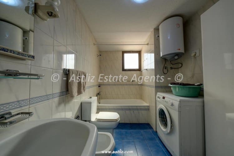 1 Zimmer Apartment zu verkaufen in El Varadero mit Pool - 235.000 € (Ref: 10057303)
