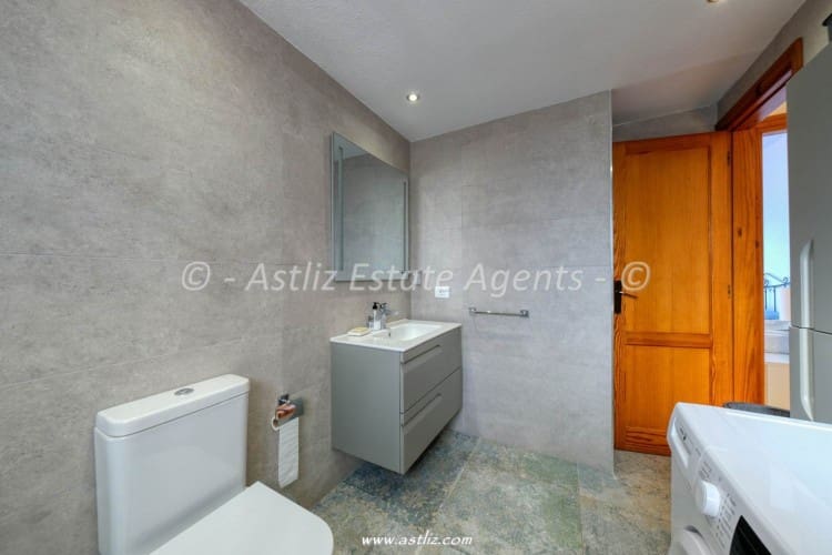 1 chambre Appartement à vendre à El Varadero avec piscine - 279 000 € (Ref: 10088596)