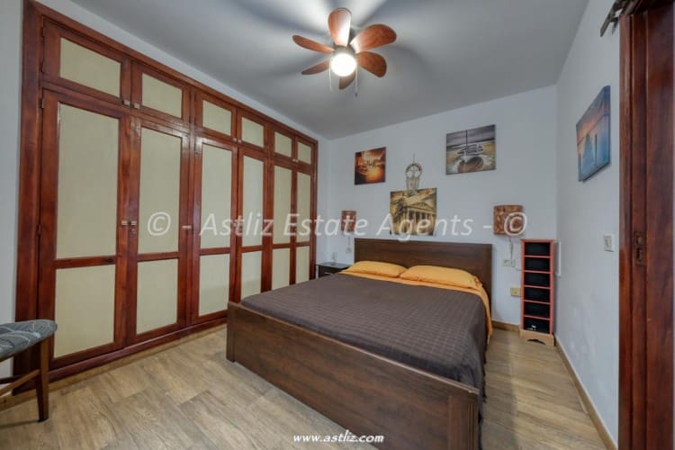 2 bedroom Apartment for sale in Puerto Santiago with garage - € 258,000 (Ref: 10098924)