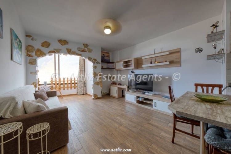 2 bedroom Apartment for sale in Puerto Santiago with garage - € 258,000 (Ref: 10098924)