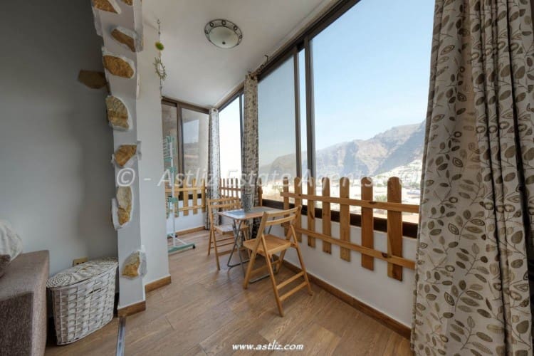 2 bedroom Apartment for sale in Puerto Santiago with garage - € 258,000 (Ref: 10098924)