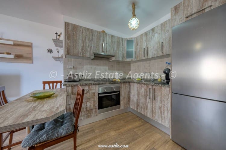 2 bedroom Apartment for sale in Puerto Santiago with garage - € 258,000 (Ref: 10098924)