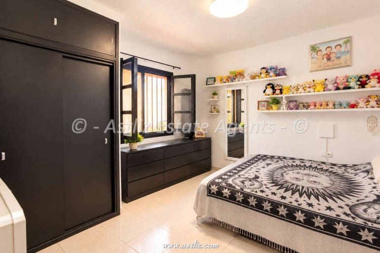 1 sypialnia Apartament na sprzedaż w Costa Adeje z basenem - 250 000 € (Ref: 10118070)