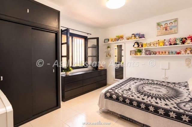 1 sypialnia Apartament na sprzedaż w San Eugenio Alto, Adeje z basenem - 250 000 € (Ref: 10118070)