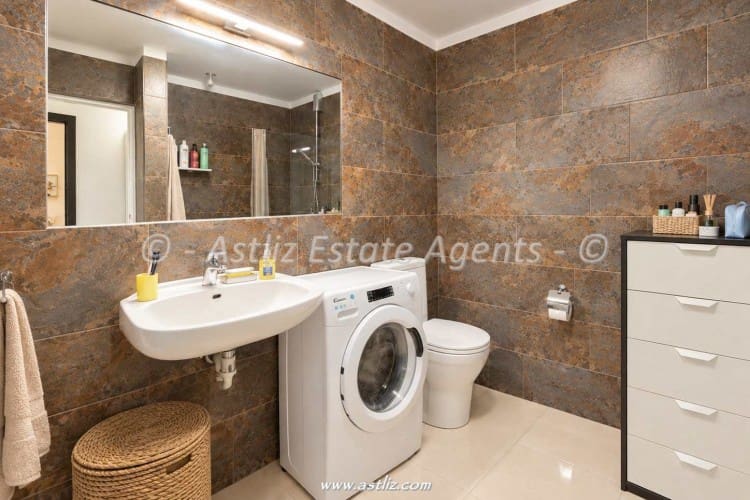 1 sypialnia Apartament na sprzedaż w Costa Adeje z basenem - 250 000 € (Ref: 10118070)