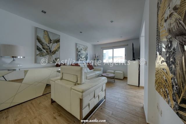 3 soverom Leilighet til salgs i Los Gigantes, Santiago del Teide - € 440 000 (Ref: 10136680)