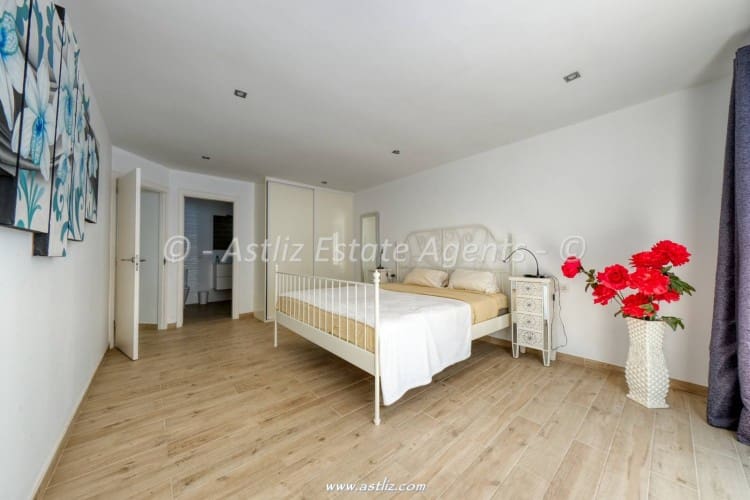 3 soverom Leilighet til salgs i Los Gigantes - € 440 000 (Ref: 10136680)