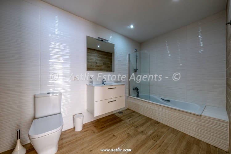 3 soverom Leilighet til salgs i Los Gigantes - € 440 000 (Ref: 10136680)