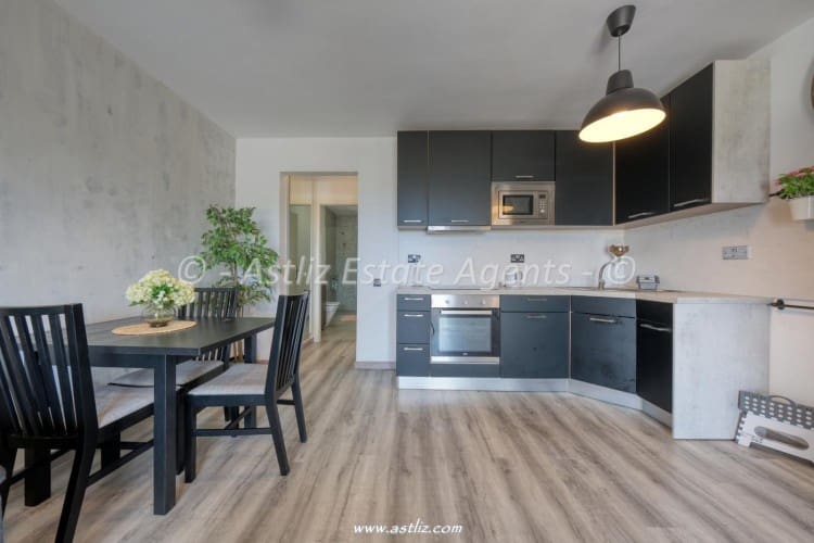1 soverom Leilighet til salgs i Los Gigantes med svømmebasseng - € 235 000 (Ref: 10136681)