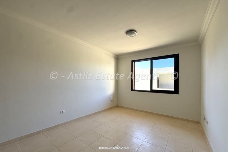 2 makuuhuone Huoneisto myytävänä paikassa Puerto Santiago - 225 000 € (Ref: 10170375)