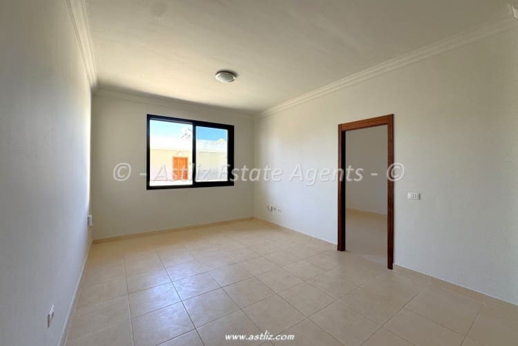 2 makuuhuone Huoneisto myytävänä paikassa Puerto Santiago - 225 000 € (Ref: 10170375)