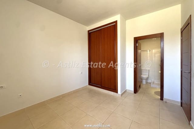 2 sovrum Lägenhet till salu i Puerto Santiago, Santiago del Teide - 225 000 € (Ref: 10170375)