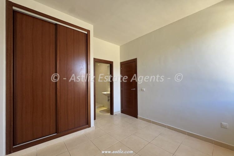 2 makuuhuone Huoneisto myytävänä paikassa Puerto Santiago - 225 000 € (Ref: 10170375)