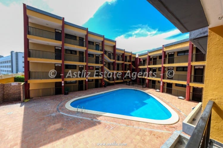 2 Zimmer Apartment zu verkaufen in Puerto Santiago mit Pool Garage - 231.000 € (Ref: 10174726)