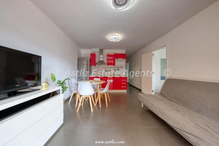 2 Zimmer Apartment zu verkaufen in Puerto Santiago mit Pool Garage - 231.000 € (Ref: 10174726)
