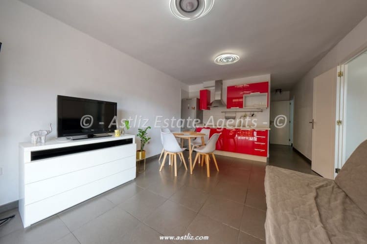 2 Zimmer Apartment zu verkaufen in Puerto Santiago mit Pool Garage - 231.000 € (Ref: 10174726)