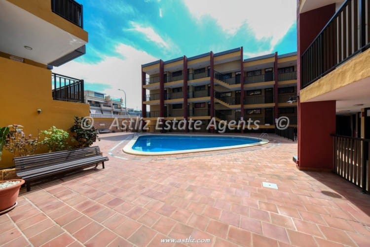 2 Zimmer Apartment zu verkaufen in Puerto Santiago mit Pool Garage - 231.000 € (Ref: 10174726)