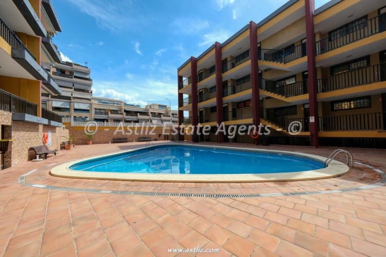 2 Zimmer Apartment zu verkaufen in Puerto Santiago mit Pool Garage - 231.000 € (Ref: 10174726)