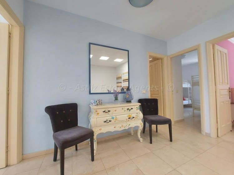 3 soveværelse Villa til salg i Los Gigantes med swimmingpool - € 545.000 (Ref: 6243335)