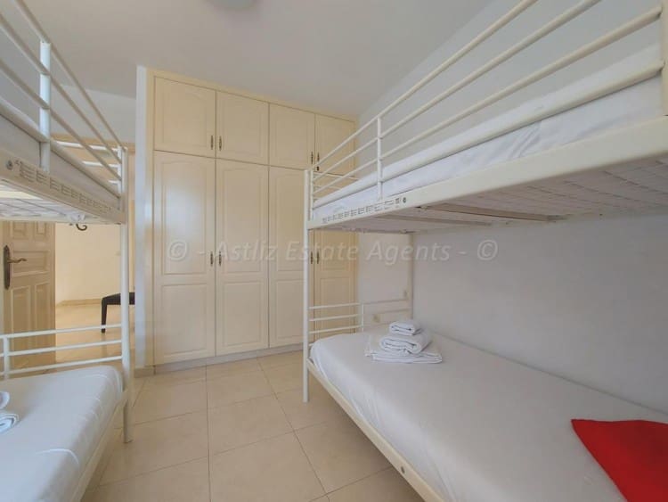 3 soveværelse Villa til salg i Los Gigantes med swimmingpool - € 545.000 (Ref: 6243335)