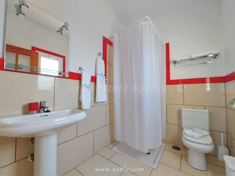 4 soverom Villa til salgs i Playa Paraiso med garasje - € 1 400 000 (Ref: 6917571)