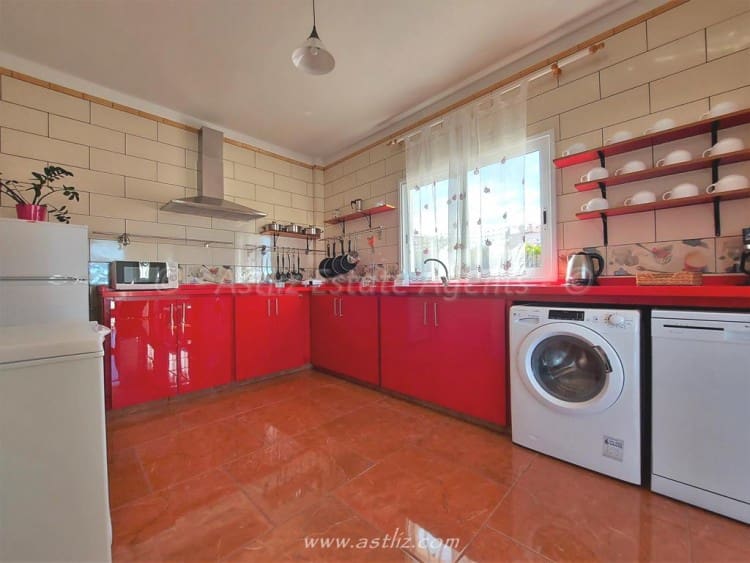 4 soverom Villa til salgs i Playa Paraiso med garasje - € 1 400 000 (Ref: 6917571)