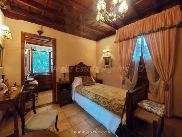 6 soverom Villa til salgs i Icod de los Vinos - € 3 300 000 (Ref: 7203086)