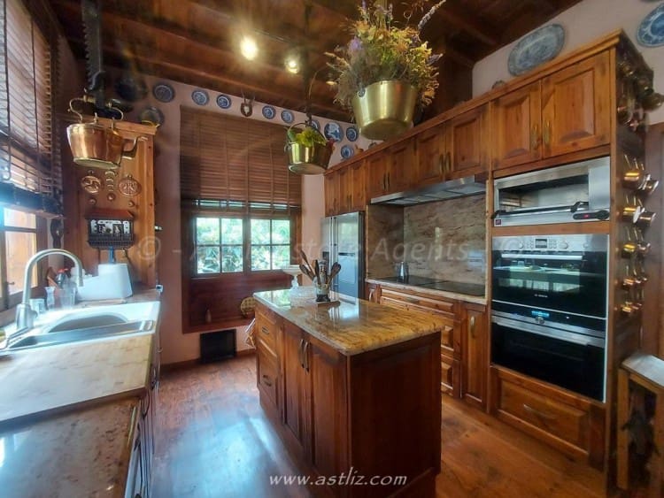 6 soverom Villa til salgs i Icod de los Vinos - € 3 300 000 (Ref: 7203086)