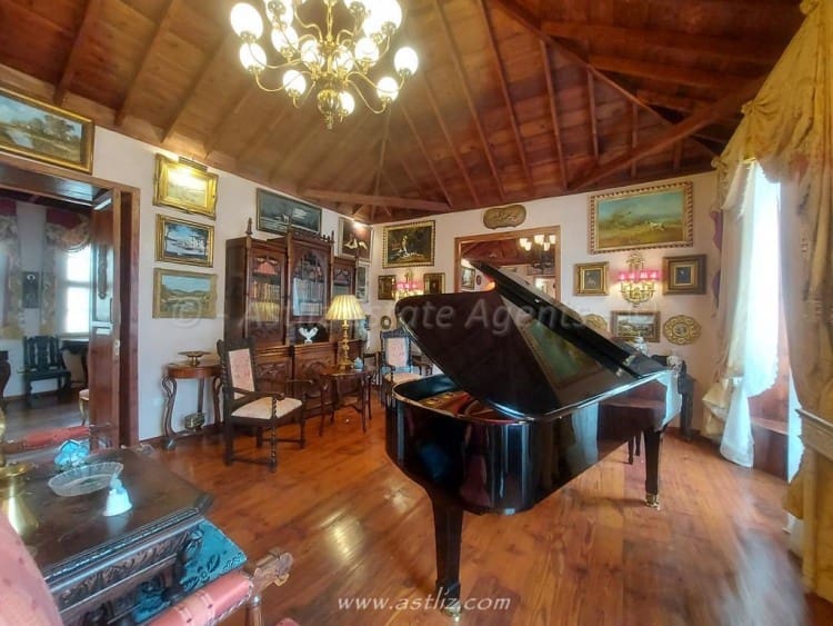 6 soverom Villa til salgs i Icod de los Vinos - € 3 300 000 (Ref: 7203086)