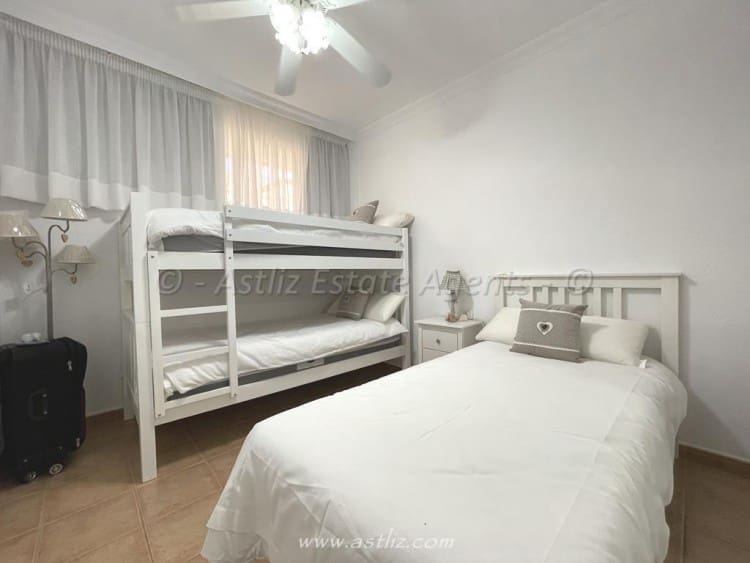 2 soveværelse Lejlighed til salg i Puerto Santiago med swimmingpool - € 280.000 (Ref: 7329694)