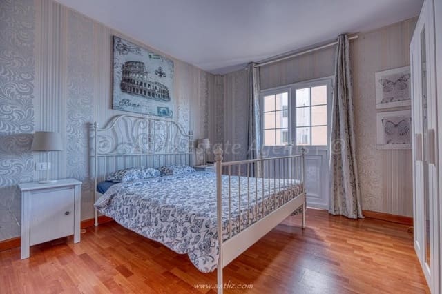 5 soveværelse Villa til salg i Casco Urbano, Adeje - € 750.000 (Ref: 8038886)