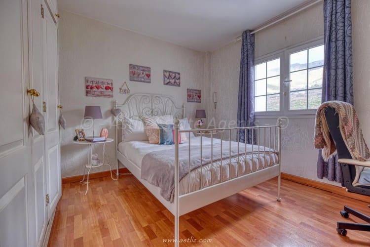 5 Zimmer Villa zu verkaufen in Adeje - 750.000 € (Ref: 8038886)