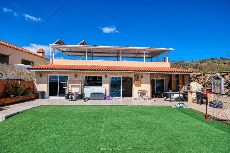 6 soveværelse Villa til salg i San Miguel de Abona med swimmingpool - € 1.200.000 (Ref: 8139771)