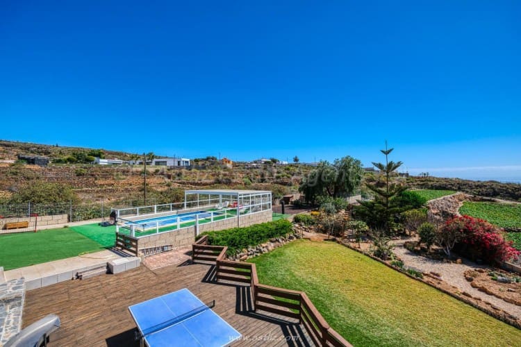 6 soveværelse Villa til salg i San Miguel de Abona med swimmingpool - € 1.200.000 (Ref: 8139771)