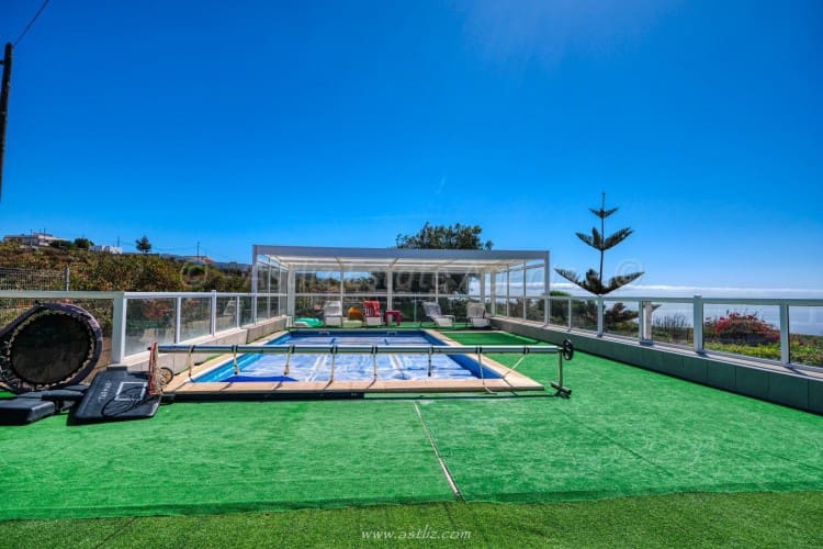 6 soveværelse Villa til salg i San Miguel de Abona med swimmingpool - € 1.200.000 (Ref: 8139771)