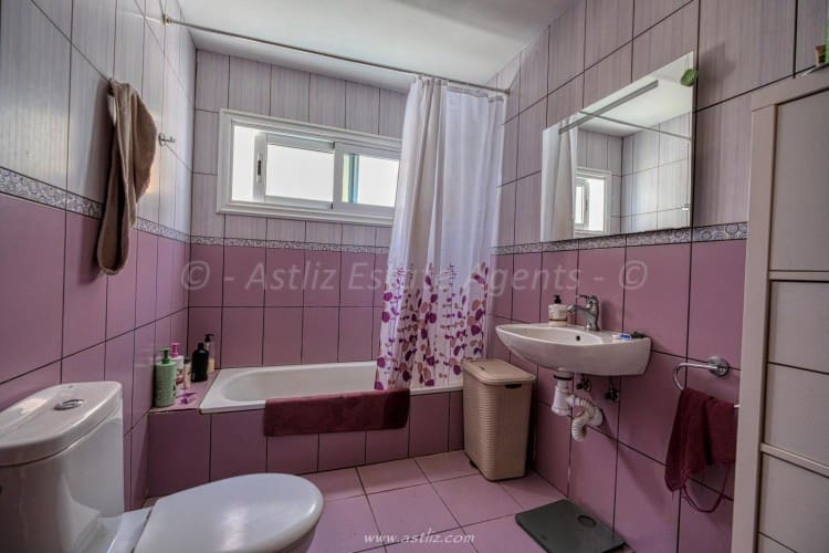 6 soveværelse Villa til salg i San Miguel de Abona med swimmingpool - € 1.200.000 (Ref: 8139771)