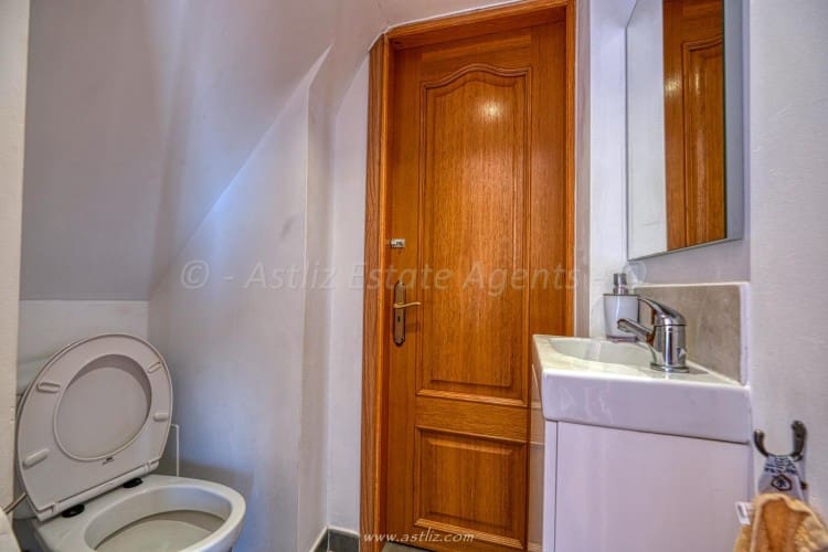 6 soveværelse Villa til salg i San Miguel de Abona med swimmingpool - € 1.200.000 (Ref: 8139771)