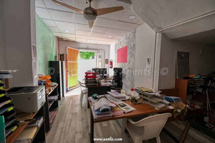 Kommersiell til salgs i Los Gigantes - € 280 000 (Ref: 8246837)