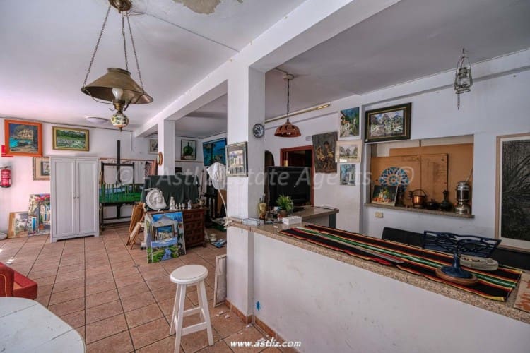 Kommersiell til salgs i Los Gigantes - € 280 000 (Ref: 8246837)