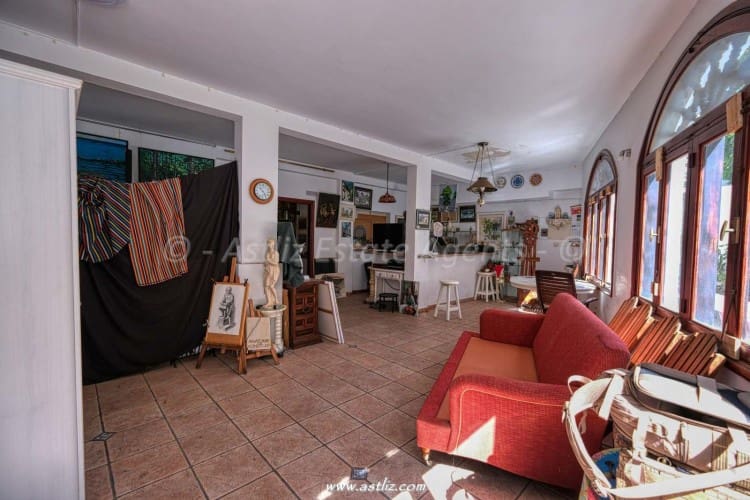 Kommersiell til salgs i Los Gigantes - € 280 000 (Ref: 8246837)