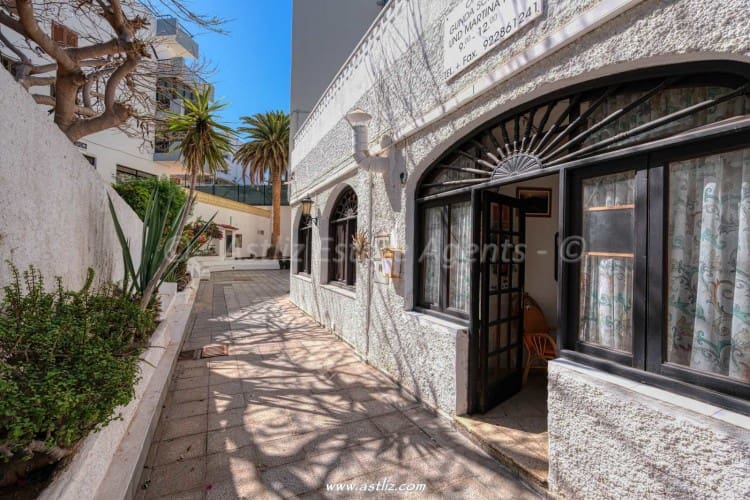 Kommersiell til salgs i Los Gigantes - € 280 000 (Ref: 8246837)