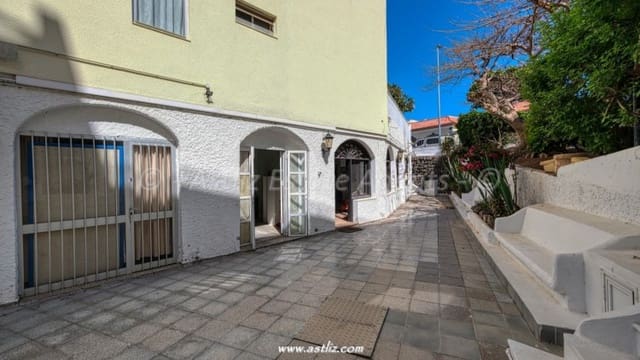 Kommersiell til salgs i Los Gigantes, Santiago del Teide - € 280 000 (Ref: 8246837)