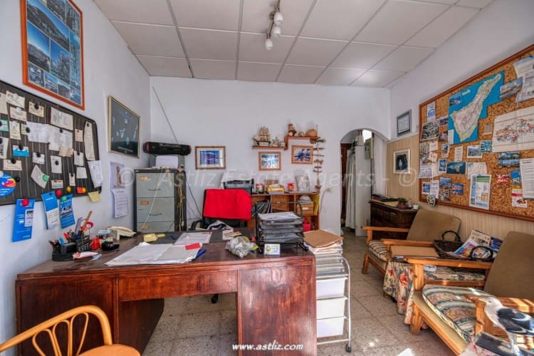 Kommersiell til salgs i Los Gigantes - € 280 000 (Ref: 8246837)